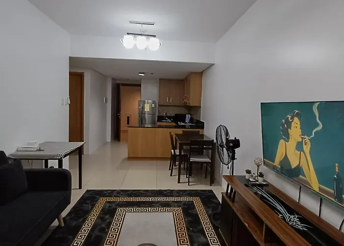 Spacious Living & Big Balcony - Pool View Appartement *